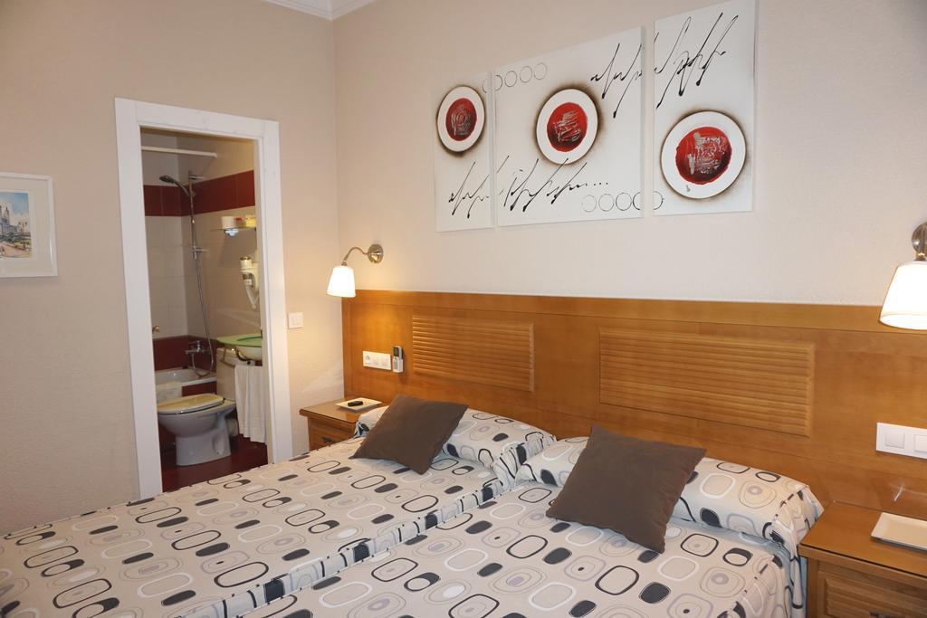 Hotel Santillan II Madrid Zimmer foto