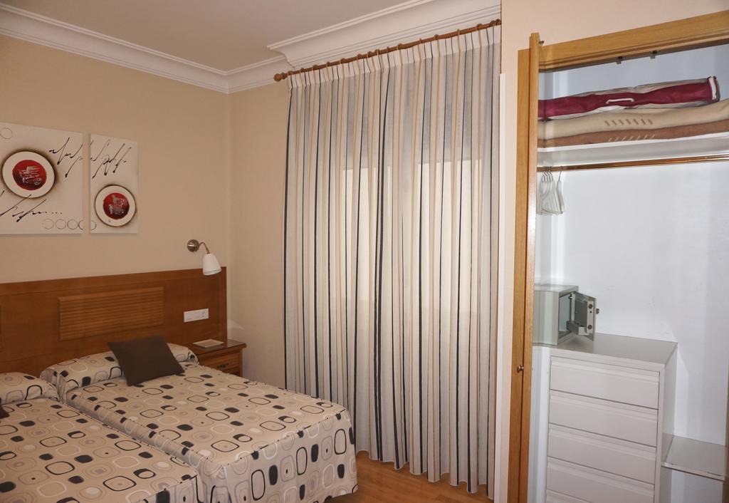 Hotel Santillan II Madrid Zimmer foto